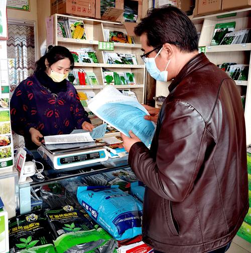 金塔县种子产业服务站开展禁毒宣传进商铺活动 金塔县种子产业服务站
